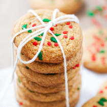 Awaken your holiday taste buds with these holiday spice cookies!