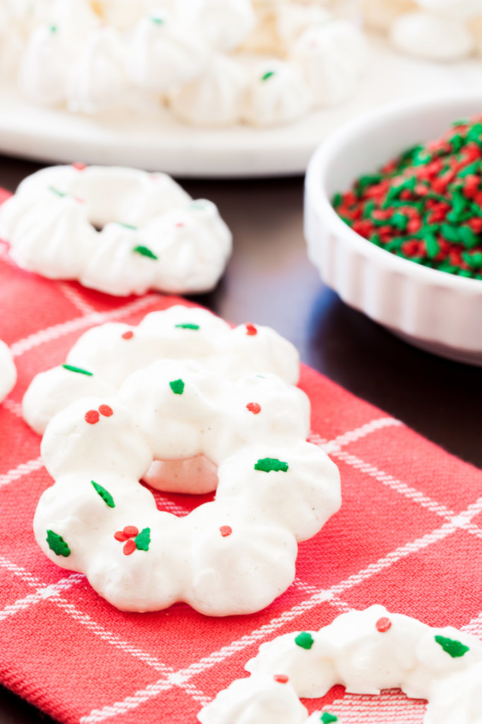 Bring these meringue wreaths to your next holiday party and add some cheer to the holiday table. 