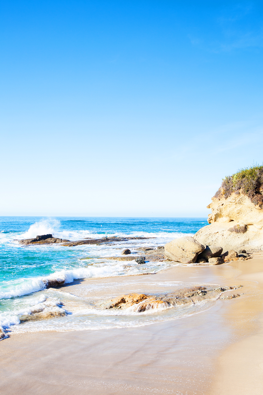 Laguna Beach: A Stroll along the Coast