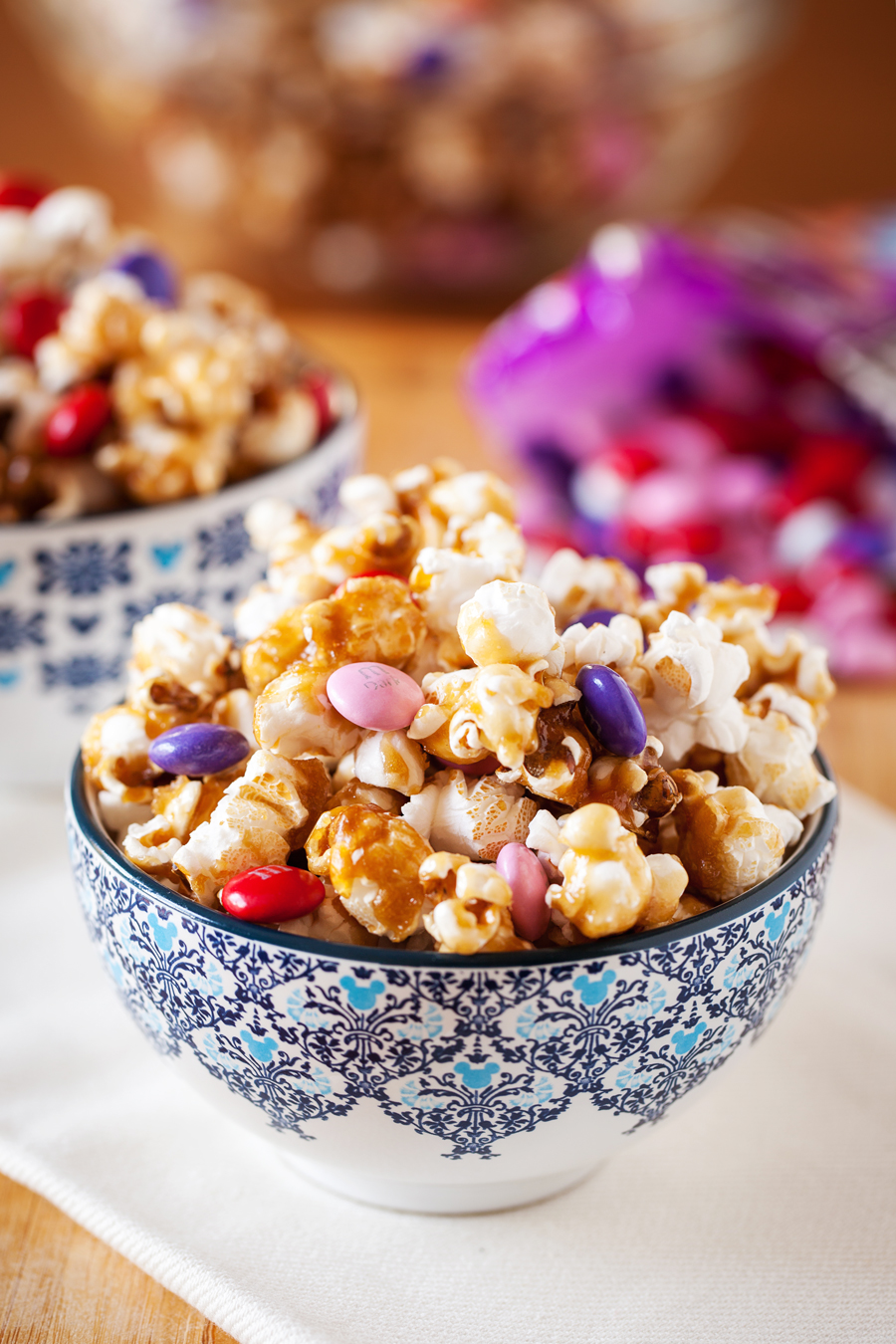 Caramel and Dark Chocolate m&m’s Popcorn - The perfect Valentine's Day movie snack!