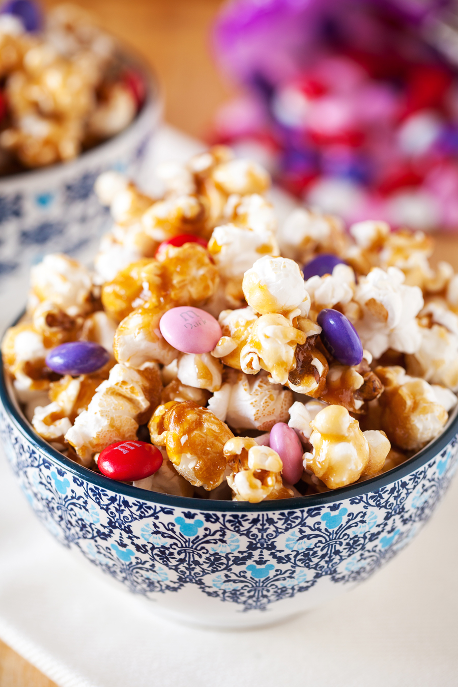 Caramel and Dark Chocolate m&m’s Popcorn - The perfect Valentine's Day movie snack!