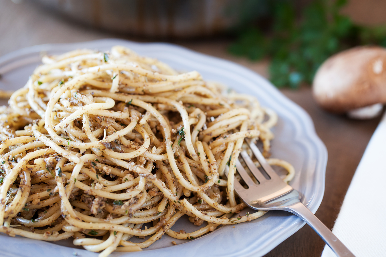 Walnut & Mushroom Pesto - Flavorful, earthy, and impressive enough to be spotted on a fancy schmancy restaurant menu.