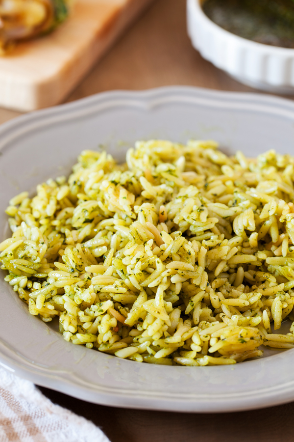 Entrée and side are ready at the same time with this Creamy Spinach Stuffed Chicken with Orzo. Chicken thighs are stuffed with a mixture of spinach and cheese then cooked together with orzo for an easy one-pan dinner.