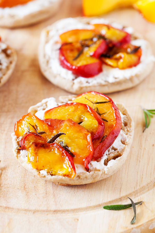 Learn how to achieve perfect peach slices for use in these Baked Peaches Breakfast Toasts and all of your favorite peach recipes.