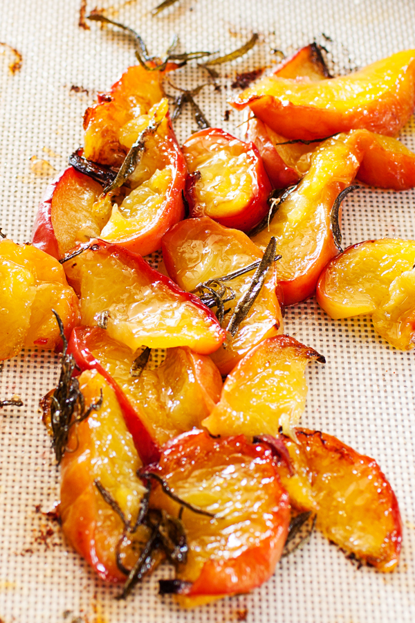 Learn how to achieve perfect peach slices for use in these Baked Peaches Breakfast Toasts and all of your favorite peach recipes.