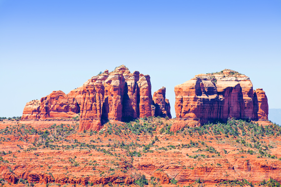 A day of Hiking in Sedona, Arizona - where to stop and which trails to hike. 