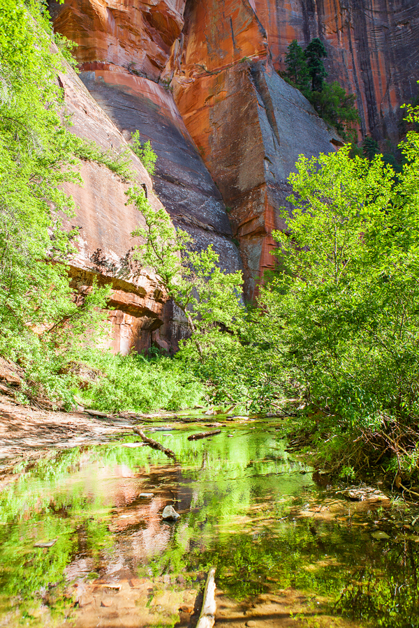 A day of Hiking in Sedona, Arizona - where to stop and which trails to hike. 