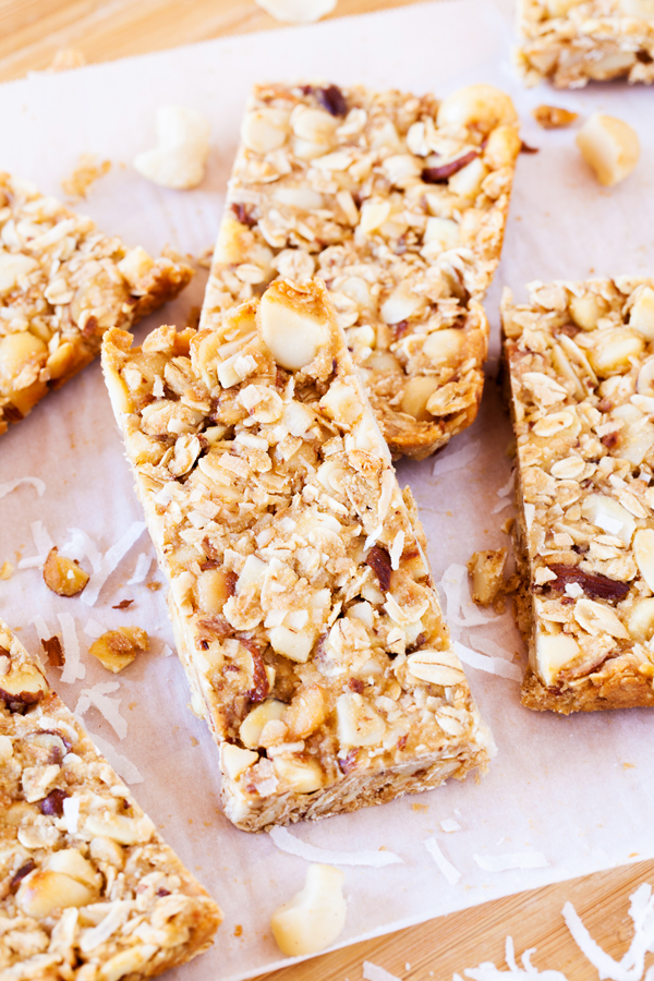 These Coconut Macadamia Nut Almond Snack Bars are perfect for an after school snack and will fill your mouth with warm, tropical flavors.