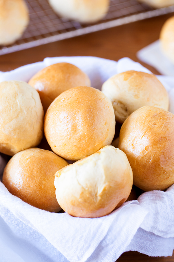 These Homemade White Bread Rolls will trump any store-bought dinner rolls.