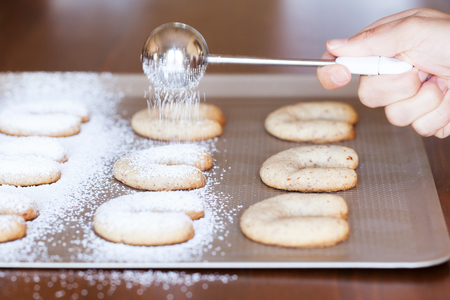 An almond-flavored shortbread cookie dusted with powdered sugar, Dorie Greenspan’s Almond Crescents are perfect for this holiday cookie season!