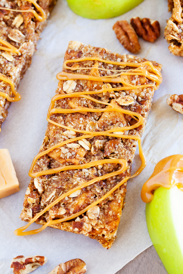 Full of crunchy pecans, chewy apples, and a caramel ribbon, these Caramel Apple Pie Snack Bars are the next best thing to an apple pie without the fuss of the crust.