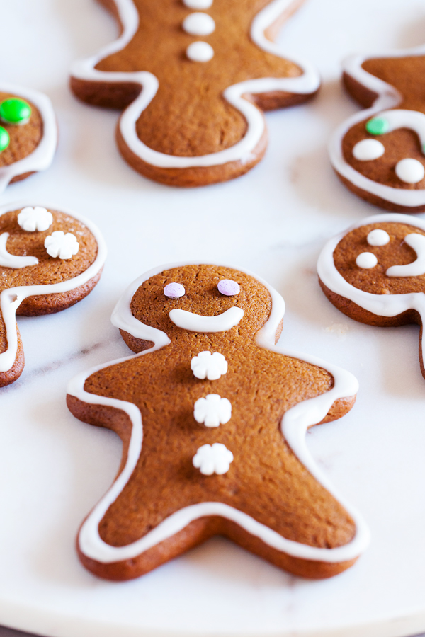 Gingerbread Men Cookie Decorating Kits make cute packages that anyone will be thrilled to receive!