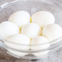 5 Easy tips for Perfect Hard Boiled Eggs.