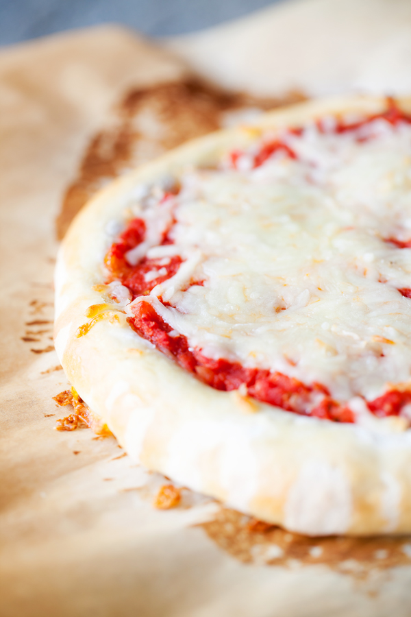 Versatile and easy to handle, this dough produces the perfect Classic Pizza Crust that’s crispy on the outside and tender on the inside.