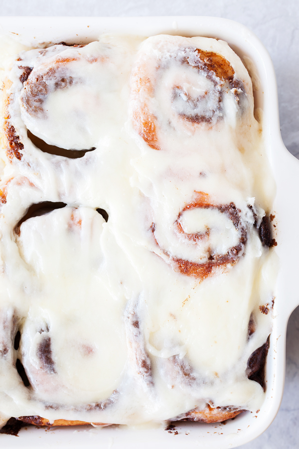 These Classic Cinnamon Rolls are filled with a cinnamon and sugar filling and topped with a sweet and tangy cream cheese glaze. 