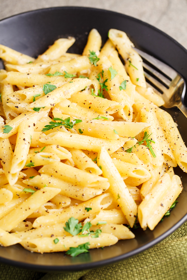 One Pot Pasta with Lemon Garlic Butter Sauce in serving bowl.