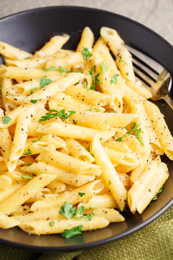 One Pot Pasta with Lemon Garlic Butter Sauce in serving bowl.